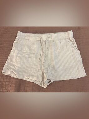 Time and Tru Light Cream Striped High-Waist Drawstring Shorts